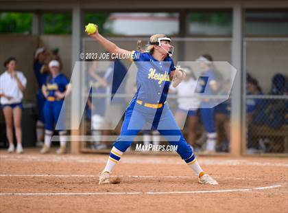 Thumbnail 2 in MacArthur [Douglas] vs Alamo Heights photogallery.