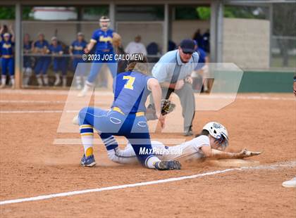 Thumbnail 3 in MacArthur [Douglas] vs Alamo Heights photogallery.