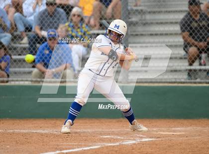 Thumbnail 3 in MacArthur [Douglas] vs Alamo Heights photogallery.