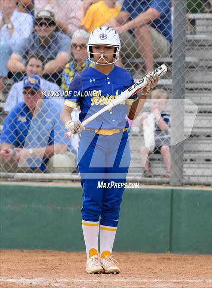 Thumbnail 1 in MacArthur [Douglas] vs Alamo Heights photogallery.