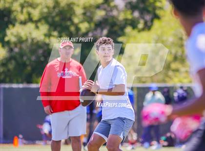 Thumbnail 2 in Ukiah vs St. Helena (D1 Bound Academy 7 on 7 Tournament) photogallery.