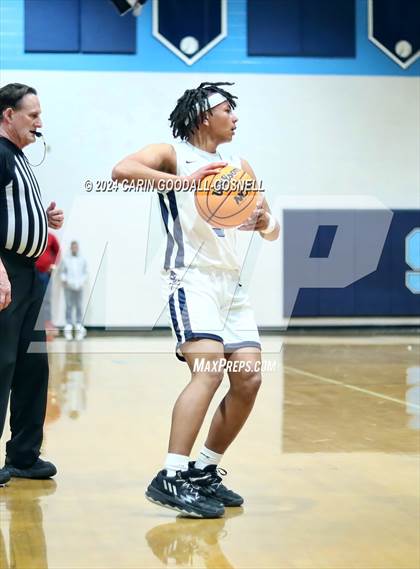 Thumbnail 3 in White Oak @ Swansboro photogallery.