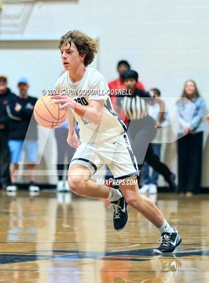 Thumbnail 3 in White Oak @ Swansboro photogallery.