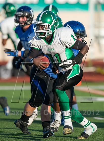 Thumbnail 2 in Lincoln vs Ramona (CIF SDS D3 Final) photogallery.