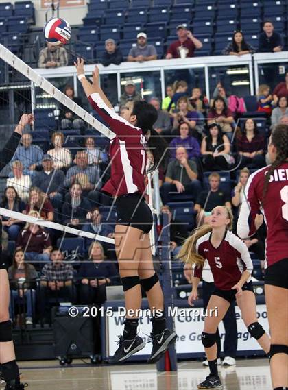 Thumbnail 3 in Minarets vs. Sierra (CIF Central D4 Final) photogallery.