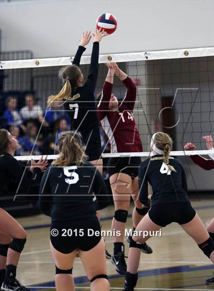 Thumbnail 3 in Minarets vs. Sierra (CIF Central D4 Final) photogallery.