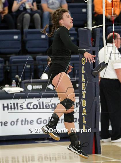 Thumbnail 3 in Minarets vs. Sierra (CIF Central D4 Final) photogallery.