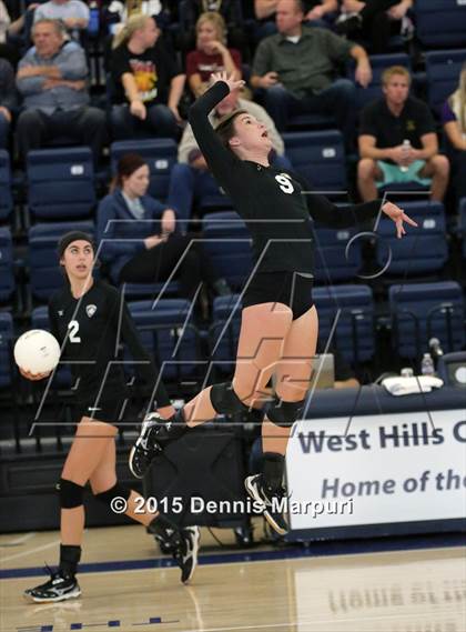 Thumbnail 1 in Minarets vs. Sierra (CIF Central D4 Final) photogallery.