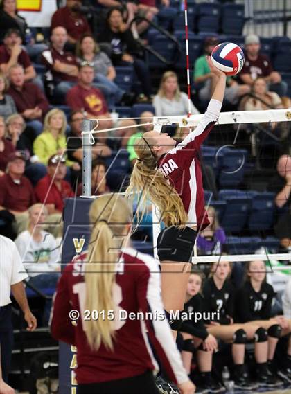 Thumbnail 3 in Minarets vs. Sierra (CIF Central D4 Final) photogallery.