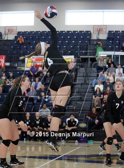 Thumbnail 2 in Minarets vs. Sierra (CIF Central D4 Final) photogallery.