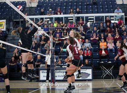 Thumbnail 2 in Minarets vs. Sierra (CIF Central D4 Final) photogallery.