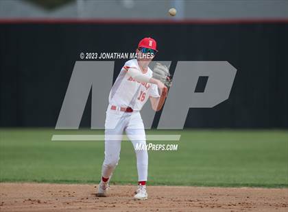 Thumbnail 3 in McKinley @ Brusly photogallery.