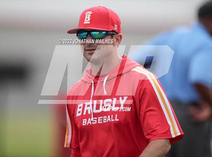 Thumbnail 3 in McKinley @ Brusly photogallery.