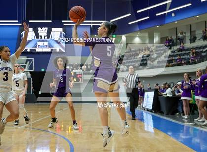 Thumbnail 2 in Anna vs. Alvarado (UIL 4A Area Playoff) photogallery.