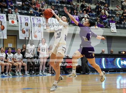 Thumbnail 3 in Anna vs. Alvarado (UIL 4A Area Playoff) photogallery.
