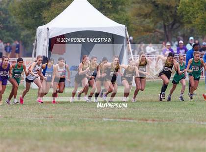 Thumbnail 1 in UIL Cross Country 1A Finals (3200m) photogallery.
