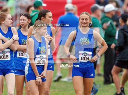 Thumbnail 3 in UIL Cross Country 1A Finals (3200m) photogallery.