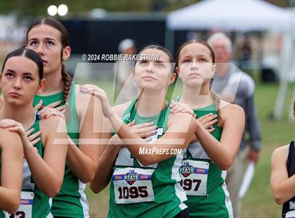 Thumbnail 2 in UIL Cross Country 1A Finals (3200m) photogallery.