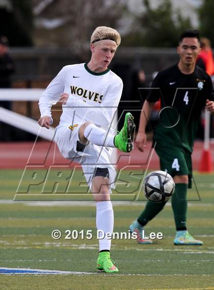 Thumbnail 1 in San Ramon Valley vs. De La Salle (CIF NCS D1 Final) photogallery.