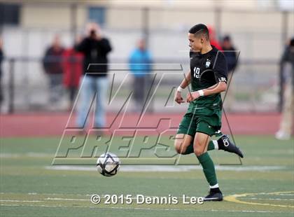 Thumbnail 3 in San Ramon Valley vs. De La Salle (CIF NCS D1 Final) photogallery.