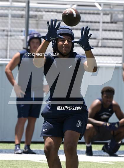 Thumbnail 3 in San Clemente vs. St. John Bosco (Brave 8 Invitational) photogallery.