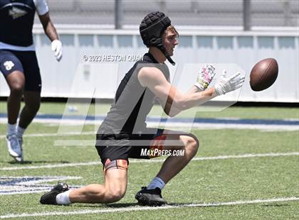 Thumbnail 1 in San Clemente vs. St. John Bosco (Brave 8 Invitational) photogallery.