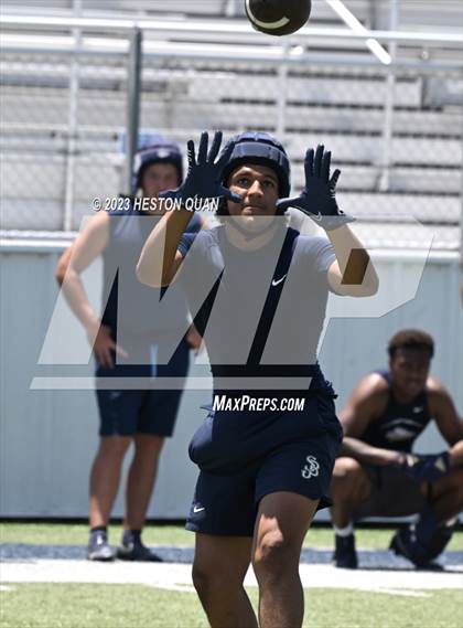 Thumbnail 2 in San Clemente vs. St. John Bosco (Brave 8 Invitational) photogallery.
