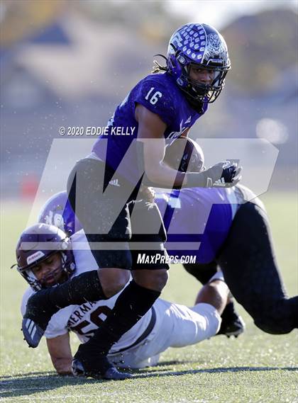 Thumbnail 1 in College Station vs. Sherman (UIL 5A Bi-District Playoff) photogallery.