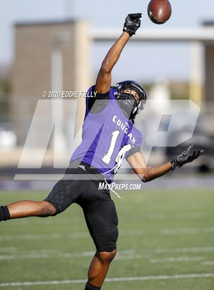 Thumbnail 3 in College Station vs. Sherman (UIL 5A Bi-District Playoff) photogallery.