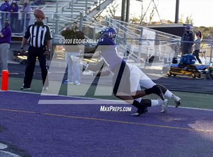 Thumbnail 3 in College Station vs. Sherman (UIL 5A Bi-District Playoff) photogallery.