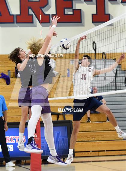 Thumbnail 3 in Carlsbad @ St. Margaret's (CIF State SoCal Regional D2 Playoff) photogallery.