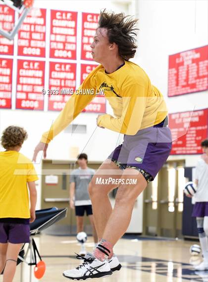 Thumbnail 2 in Carlsbad @ St. Margaret's (CIF State SoCal Regional D2 Playoff) photogallery.