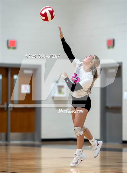 Thumbnail 2 in Episcopal @ Brusly photogallery.