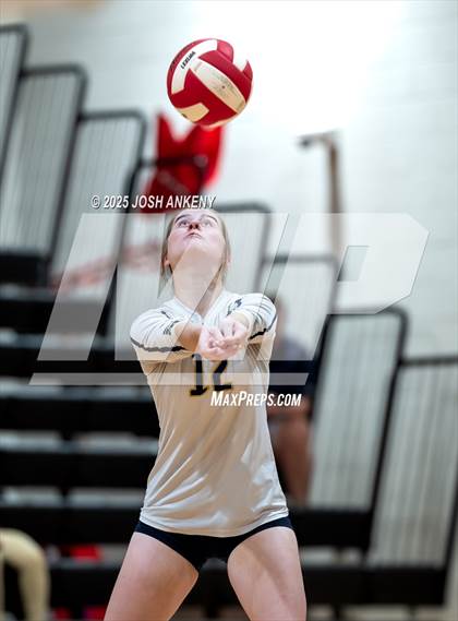 Thumbnail 3 in Episcopal @ Brusly photogallery.