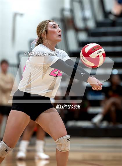 Thumbnail 2 in Episcopal @ Brusly photogallery.