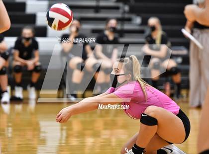 Thumbnail 1 in Vandegrift @ Westwood photogallery.