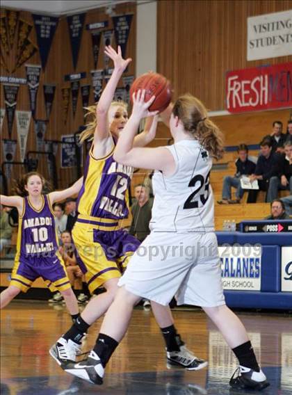 Thumbnail 2 in Miramonte vs. Amador Valley (Acalanes Shootout) photogallery.