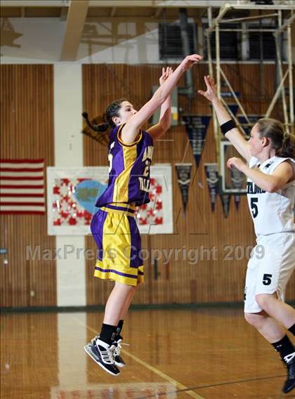 Thumbnail 3 in Miramonte vs. Amador Valley (Acalanes Shootout) photogallery.