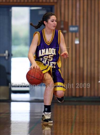 Thumbnail 3 in Miramonte vs. Amador Valley (Acalanes Shootout) photogallery.