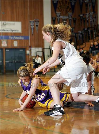 Thumbnail 1 in Miramonte vs. Amador Valley (Acalanes Shootout) photogallery.