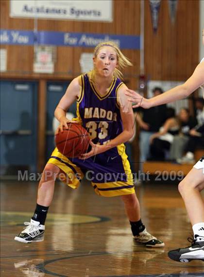 Thumbnail 2 in Miramonte vs. Amador Valley (Acalanes Shootout) photogallery.