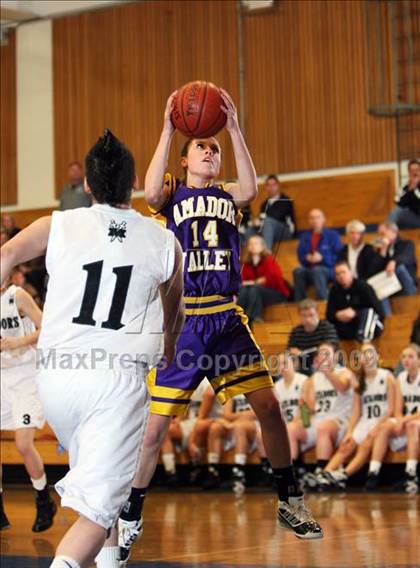 Thumbnail 1 in Miramonte vs. Amador Valley (Acalanes Shootout) photogallery.