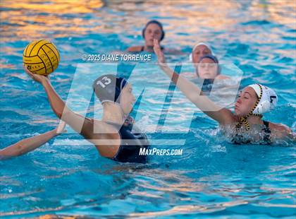 Thumbnail 2 in Newport Harbor vs Foothill (Bill Barnett Holiday Cup) photogallery.