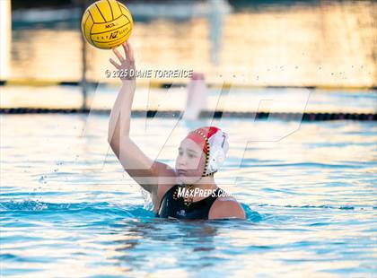 Thumbnail 3 in Newport Harbor vs Foothill (Bill Barnett Holiday Cup) photogallery.