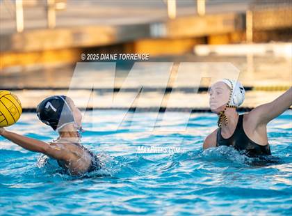 Thumbnail 2 in Newport Harbor vs Foothill (Bill Barnett Holiday Cup) photogallery.