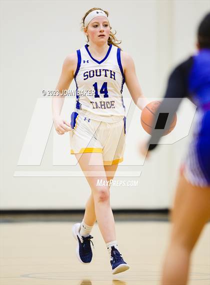 Thumbnail 2 in South Tahoe vs. Reno (Varsity Elite Tournament) photogallery.
