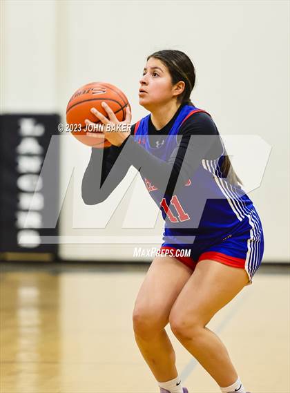 Thumbnail 2 in South Tahoe vs. Reno (Varsity Elite Tournament) photogallery.