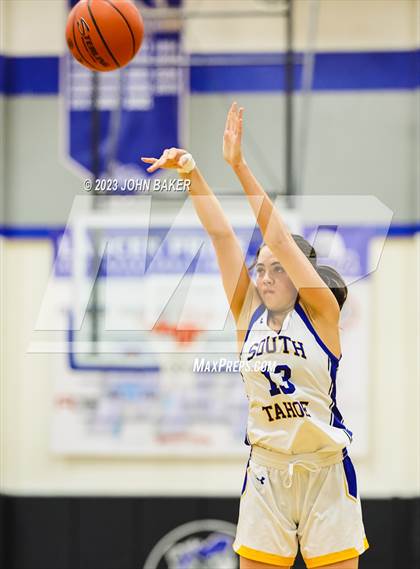 Thumbnail 3 in South Tahoe vs. Reno (Varsity Elite Tournament) photogallery.