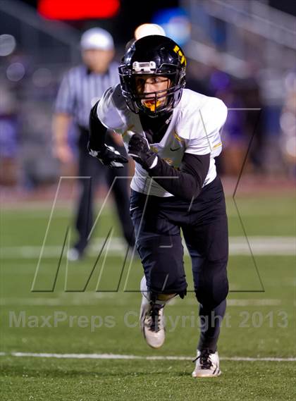 Thumbnail 2 in Warren vs. East Central (UIL 5A Bi-District Playoff) photogallery.