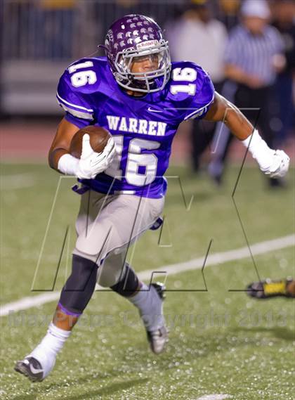 Thumbnail 3 in Warren vs. East Central (UIL 5A Bi-District Playoff) photogallery.